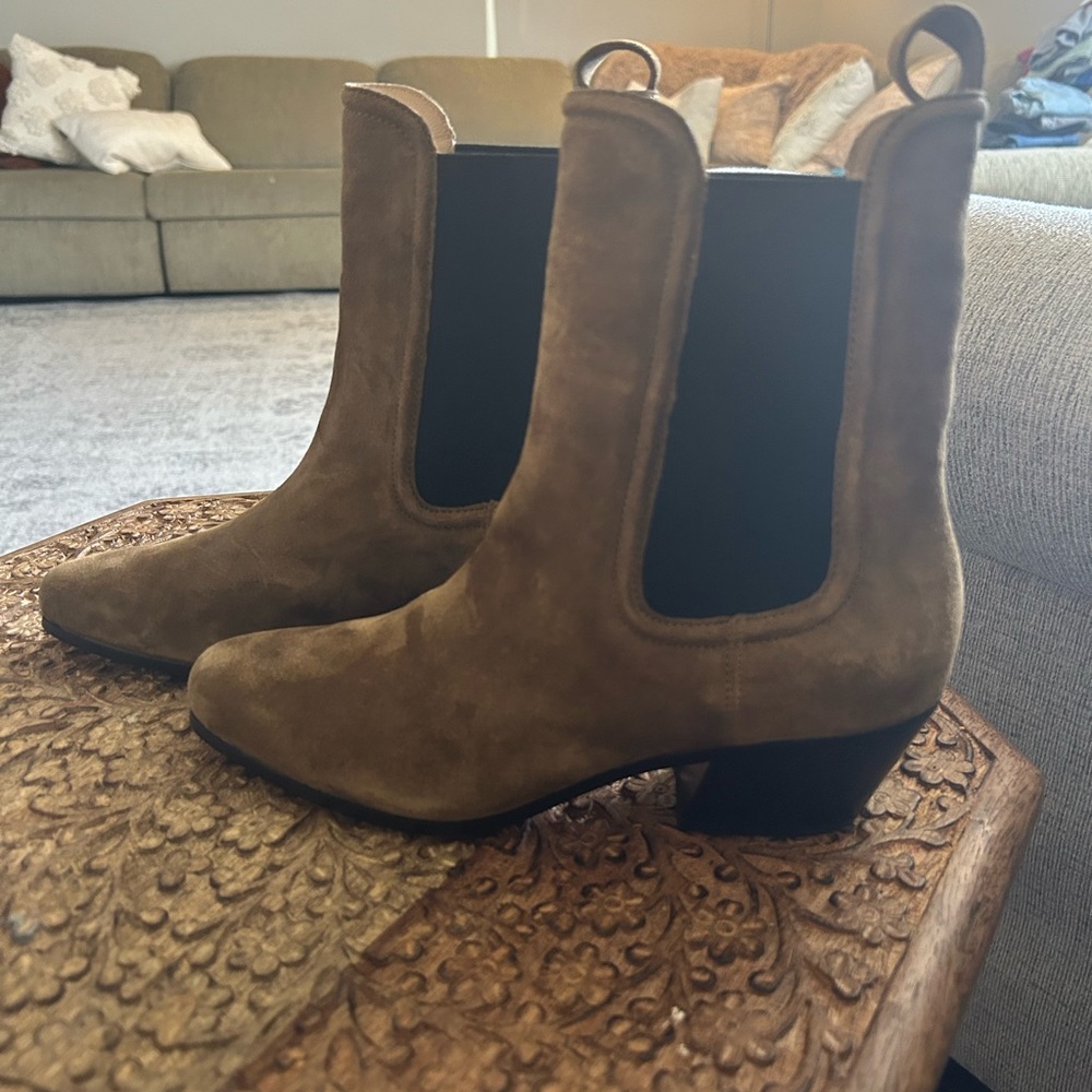 Veronica Beard Lada Chelsea Boot size 7m